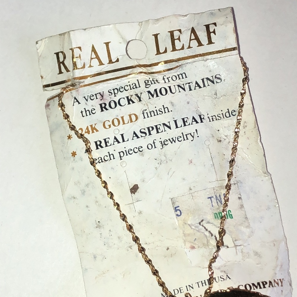 Rocky Mountain Leaf Company Real Aspen Leaf 24K Gold Finish - Picture 5 of 7